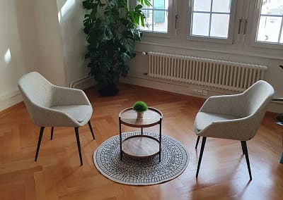 La salle de consultation dans le cabinet à Pully, à proximité de Lausanne.